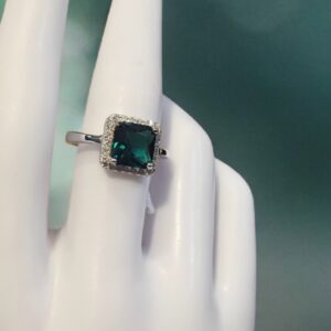 Anello " pietra quadrata " in argento