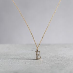 Collana Rebecca in oro 18kt con lettera " E "