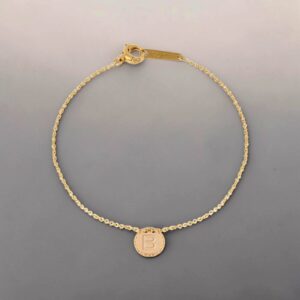 Bracciale in oro 18kt con medaglia lettera B