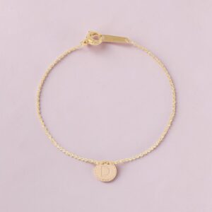 Bracciale in oro 18kt con medaglia lettera D