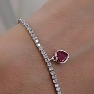 Bracciale tennis in argento con pendente cuore rosso