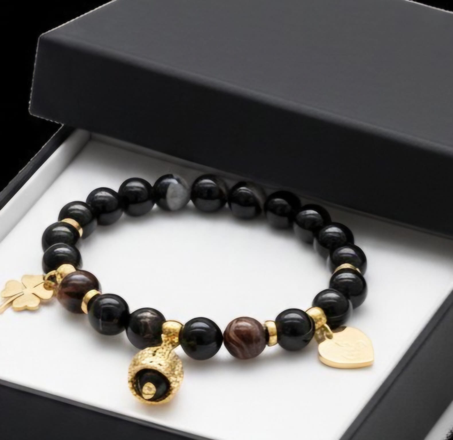 Bracciale donna con pietre naturali "Agata Nera" e dettagli Gold - immagine 3